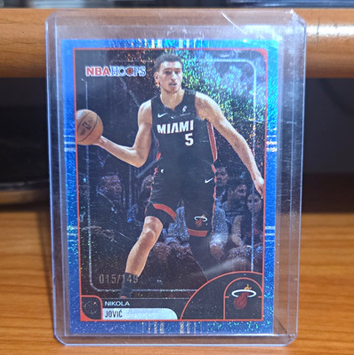 Topps NBA Hoops 2024-25 Nikola Jović #114 Miami Heat Serial 015/149