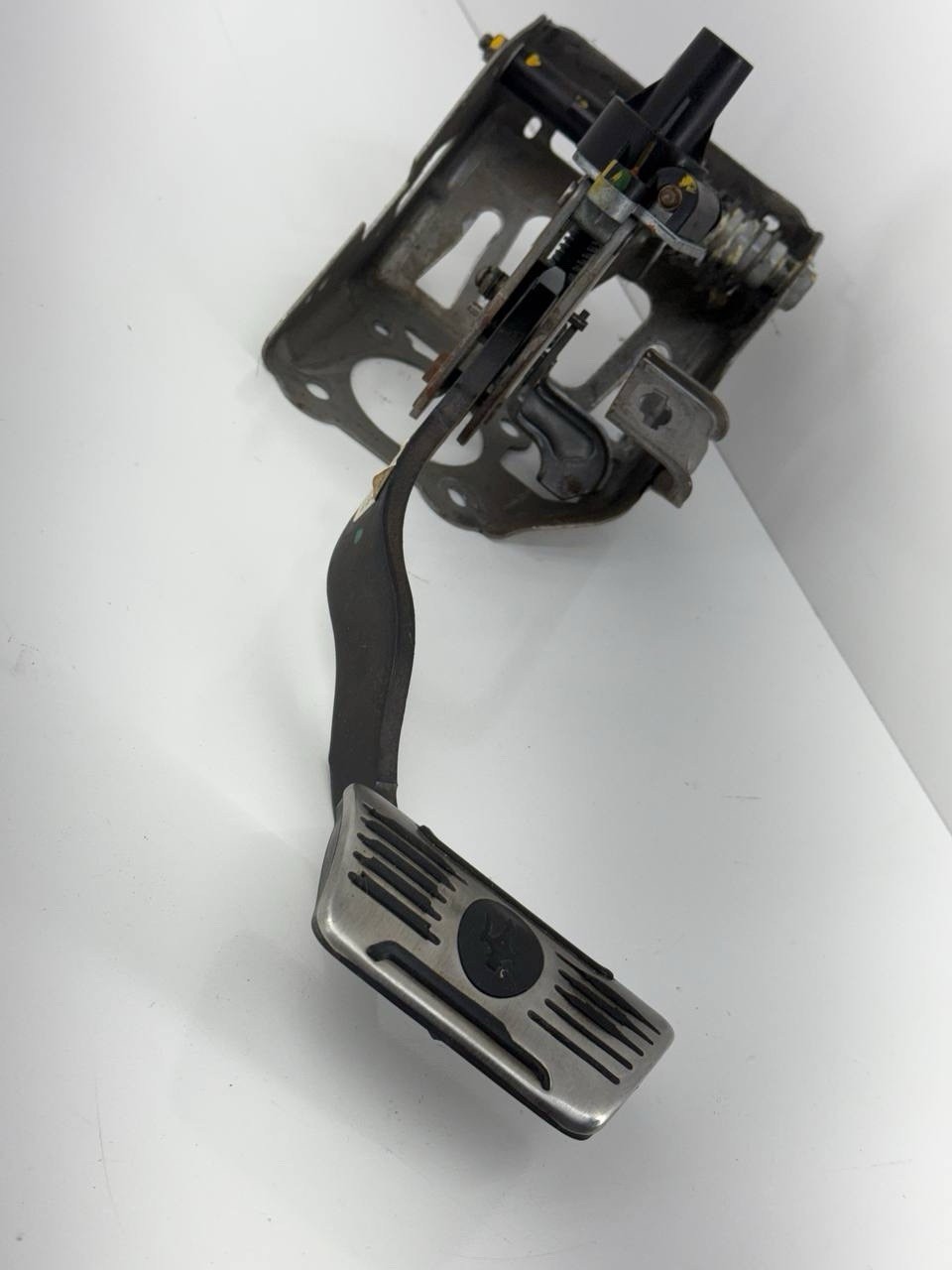 2014 - 2016 MASERATI GHIBLI Quattroporte Brake Stop Pedal 