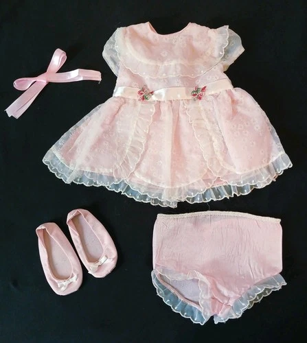 RARE VINTAGE CHATTY CATHY SUNDAY VISIT OUTFIT