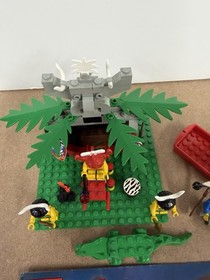 LEGO Pirates Islanders 6262 King Kahuka&rsquo;s Throne 100% Complete W/Book