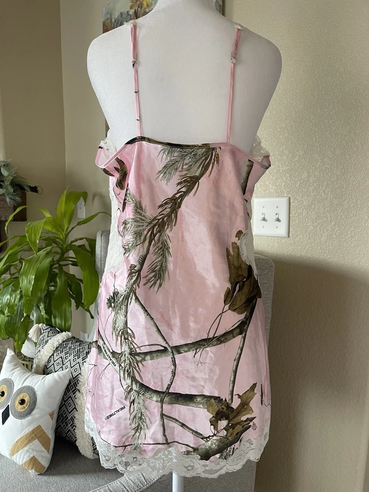 Lingerie/slip feminino Black Widow rosa camuflagem árvore real tamanho G alças ajustáveis - Imagem 3 de 4