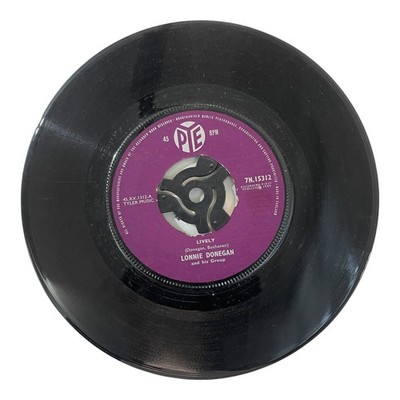 Lonnie Donegan Lively Black Cat 45rpm Single Pye Records 7N.15312 Vintage