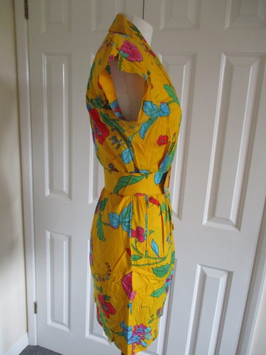 MONDI - GORGEOUS RETRO, YELLOW/MULTI FLORAL PRINT, BELTED, WRAP DRESS - SIZE S - Picture 6 of 12