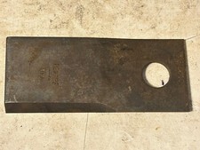 526216 - A New LH Blade For The Grey New Idea 5406, 5407, 5408, 5409 Disc Mowers