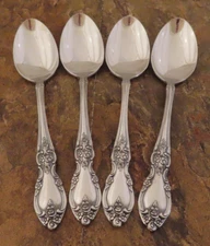 Oneida Louisiana Set of 4 Teaspoons Spoons Community Stainless Flatware Lot R