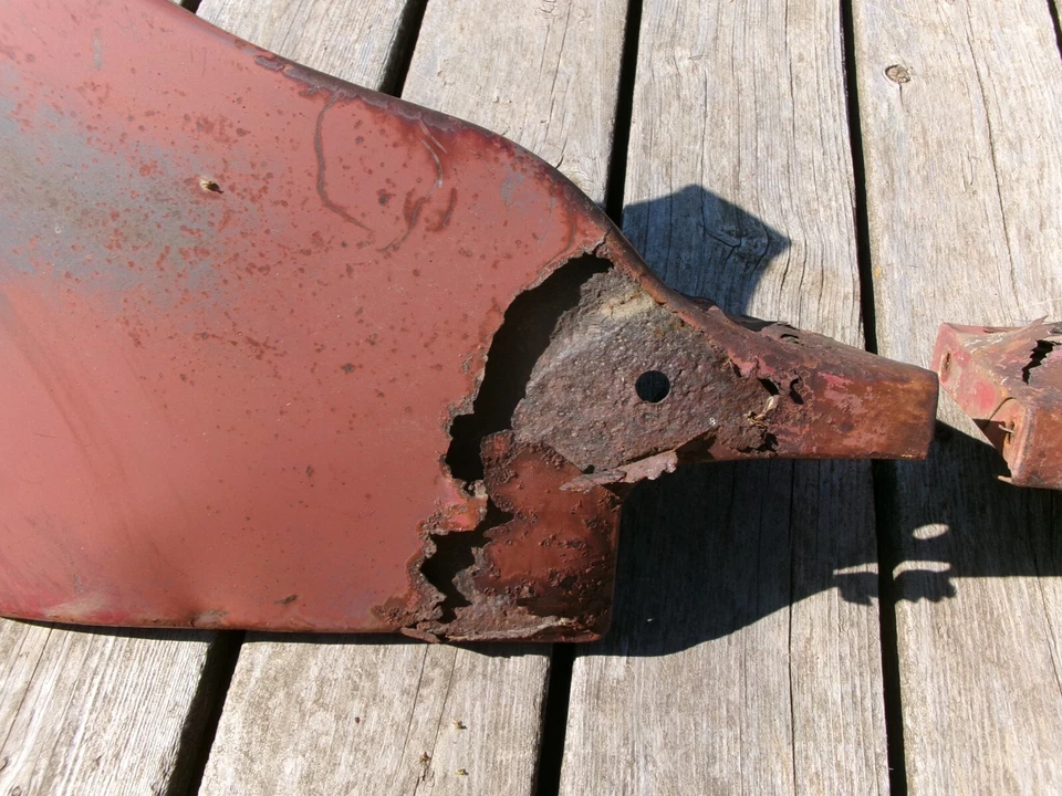 1948 1949 1950 FORD F2 F3 F4 F5 LOWER FRONT FENDER PAIR ORIGINALS PATINA RAT ROD - Image 3 of 4