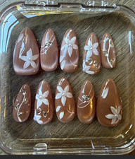 Press-On Nails Long Almond Brown/White 3D Flower Full Cover Pre-Designed