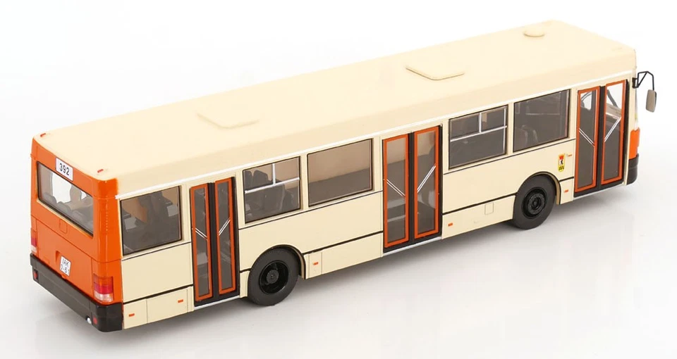 1:43 Premium ClassiXXs Ikarus 415 Berlin creme/orange - Bild 2 von 3