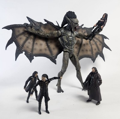 JAKKS Pacific 2004 Van Helsing Dracula Beast & 4 Action Figure Lot