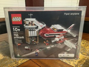 LEGO 2012 PIPER AIRPLANE SDCC 4000012 