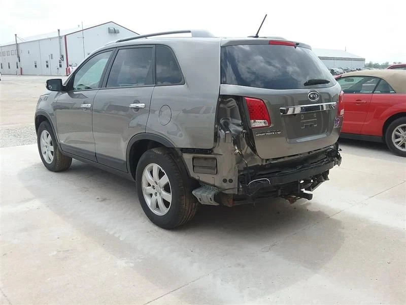 2011-2013 Kia Sorento Rear Differential Carrier Assembly OEM  - Image 4 of 4