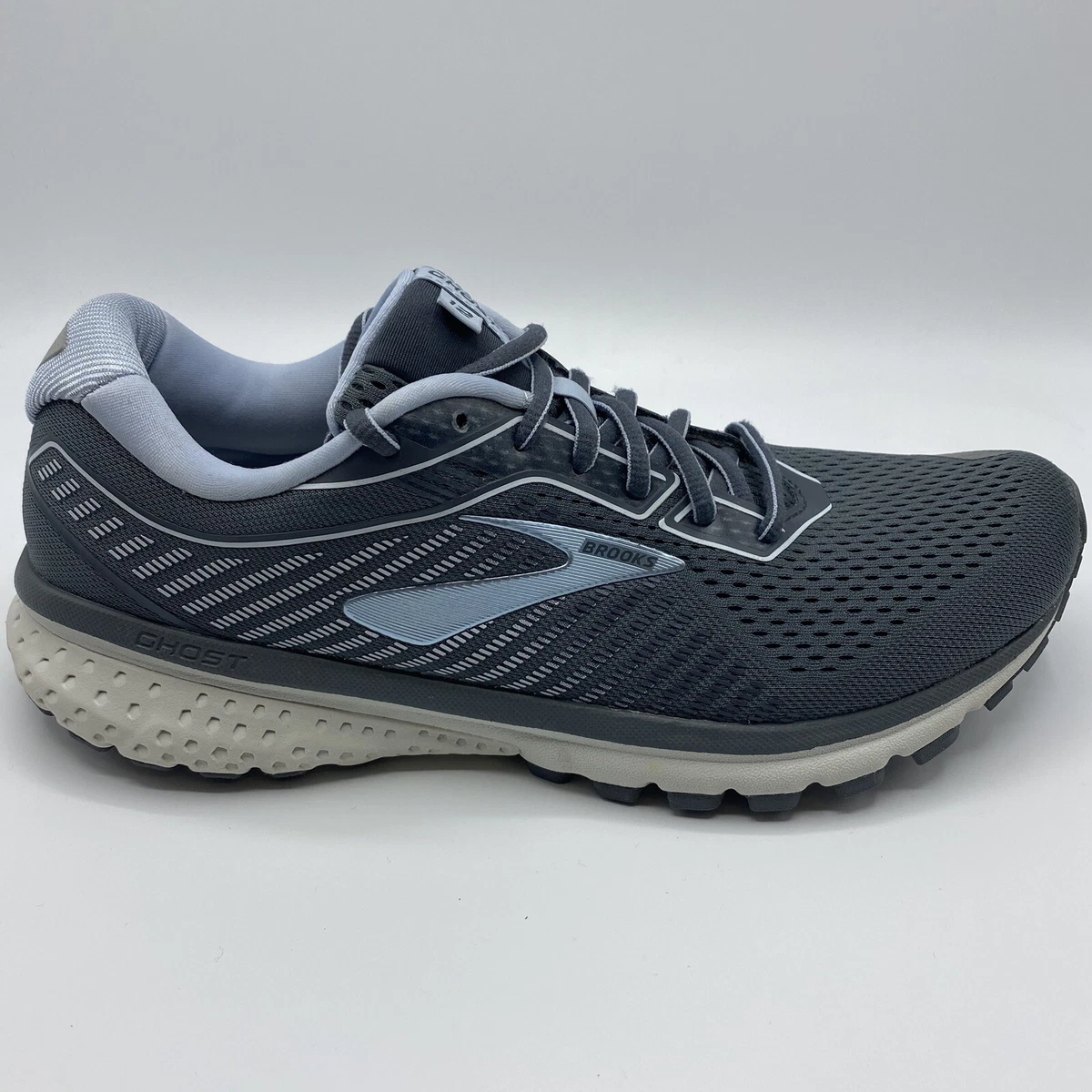 Brooks ghost 12 kentucky blue hot sale