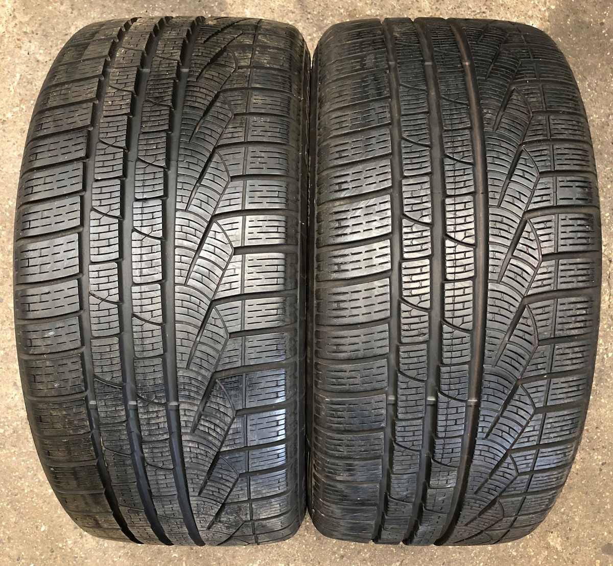 2 Winterreifen Pirelli SottoZero Winter 240 Serie 2 MO M+S 255/40 