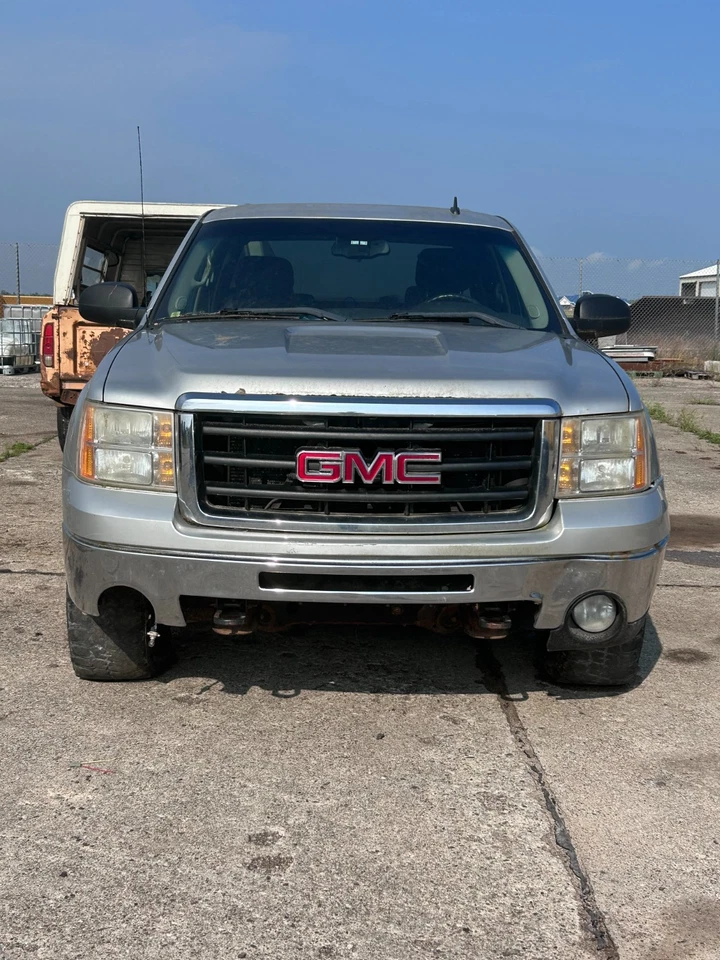 2008-2013 GMC Sierra 1500 Passenger FR Door Latch Assembly Used 22862028 OEM - Image 3 of 4