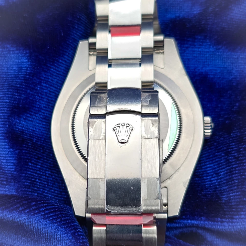 Rolex Datejust 41mm Blue Dial  w/Silver Oyster Bracelet  116300 New/Old Stock - Image 3 of 4