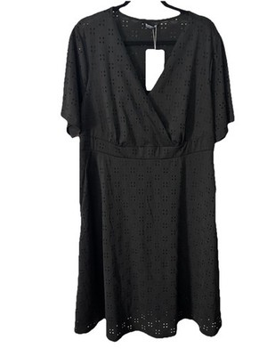 Bloomchic Black Midi Eyelet Dress NWT size 14/16 Stretchy w/Pockets Fully Lined