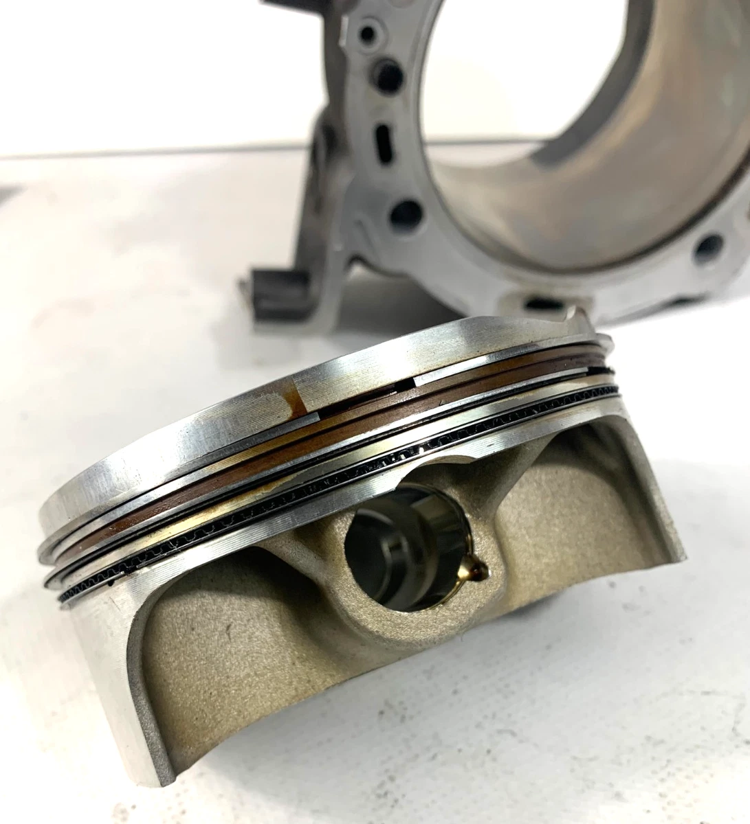 2013 Ducati Diavel CROMO 1200 Vertical Cylinder Piston Rings OEM 36K Miles
