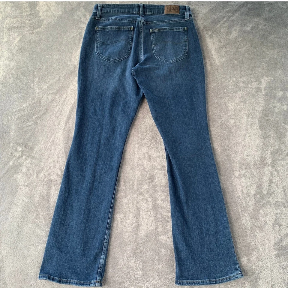 Lee Women's Bootcut Sz 6M Jeans Mid Rise Medium Wash Denim Casual Classic 29x29 - Image 3 of 4