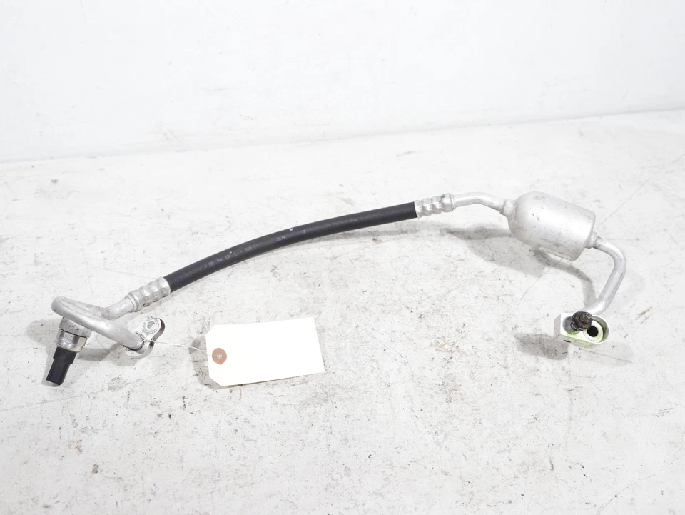Manguera de tubo de aire acondicionado Tesla Model X 2016-2020 1032196-00-D OEM 102K Foto 3 de 4