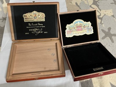 2 wooden cigar boxes Arturo Fuente Destino al Siglo & Perez Carrillo La Historia