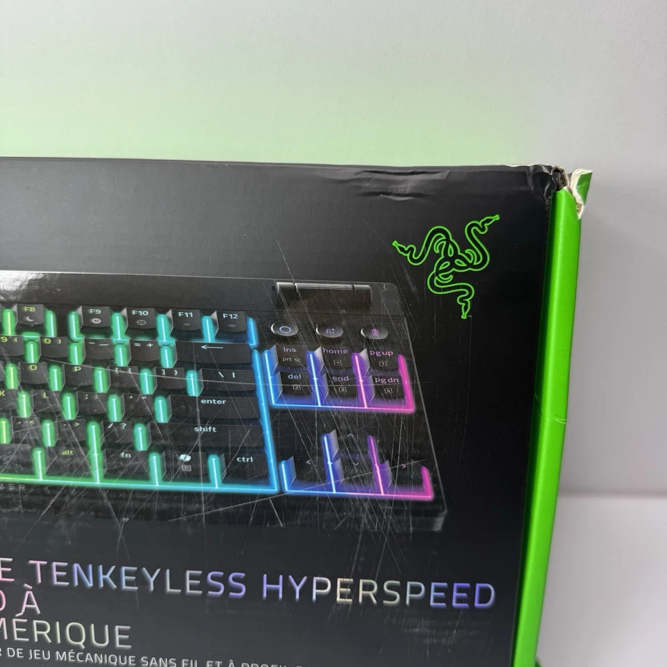 NEW Razer Blackwidow V4 Low Profile Tenkeyless Hyperspeed Gaming Keyboard READ - Image 4 of 4