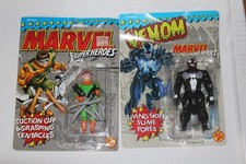 De colección Toy Biz Marvel Super Heroes 1990 Doctor Octopus y 1991 Venom cardado