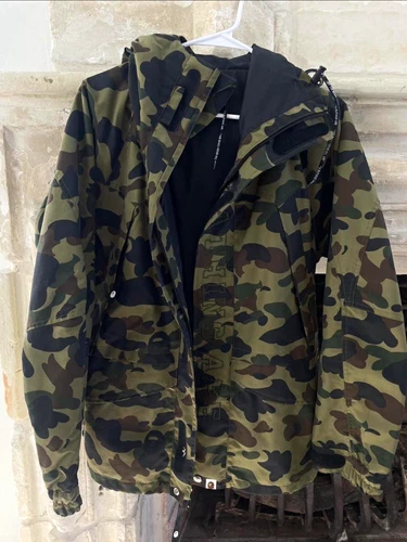 A Bathing Ape BAPE Men's Camo Hooded Zip Nylon Jacket Logo Size M - product listing photo