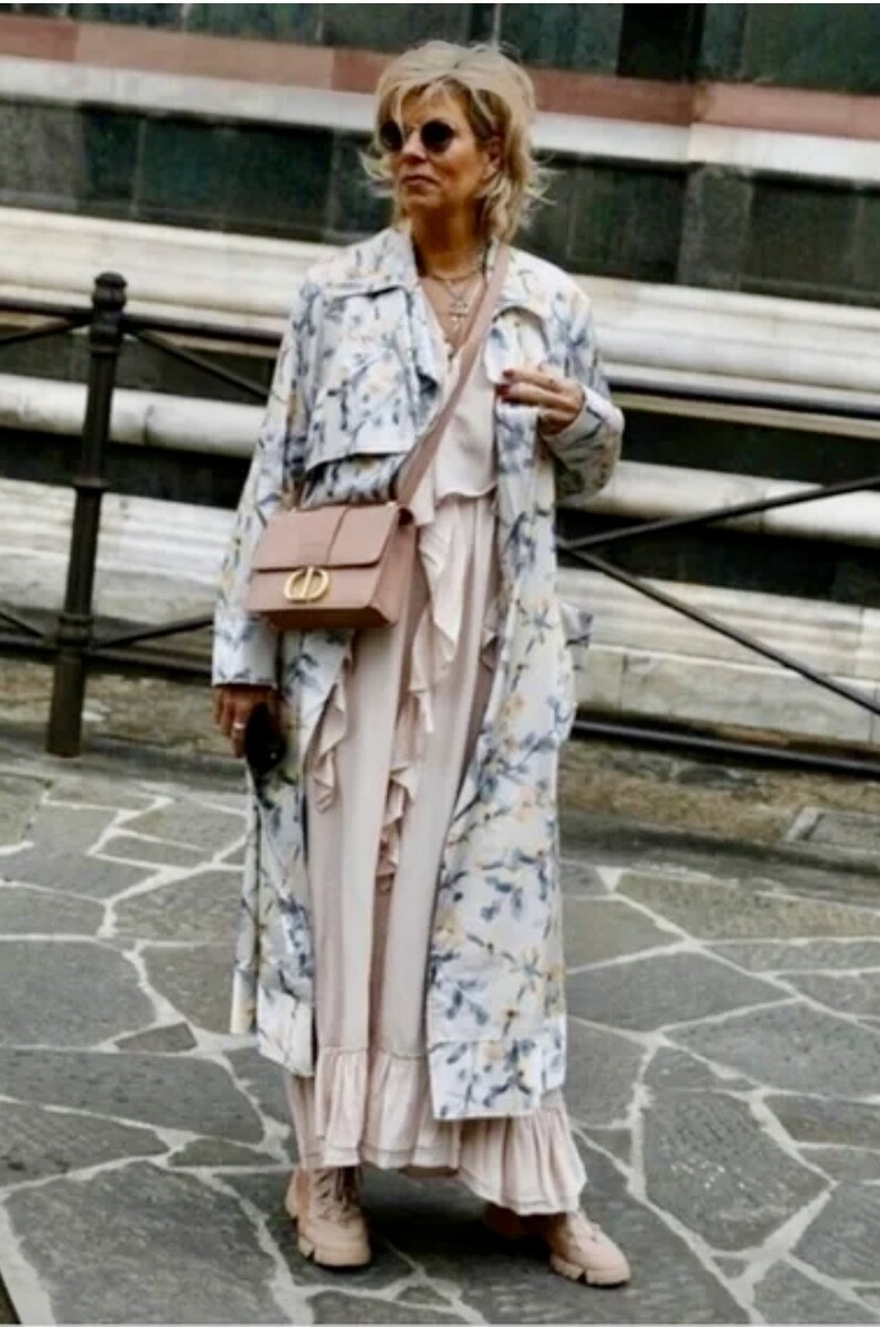 ZARA Studio Limited Edition RARE FLOWY FLORAL Print Long ZARA Studio Limited Edition RARE FLOWY FLORAL Print Long
