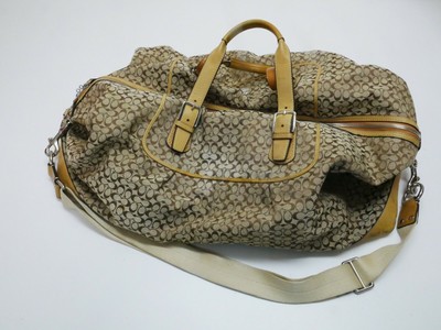 coach voyager duffle