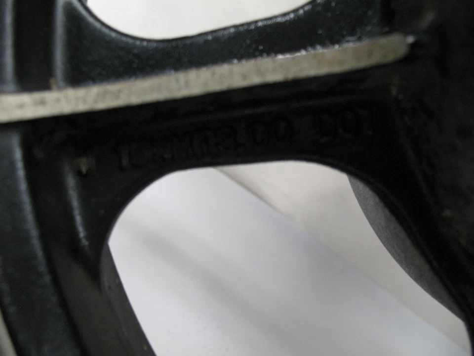 1985 川崎 454 LTD EN450 EN 450 后轮 41073-1303-21 — 第 4/4 张图片