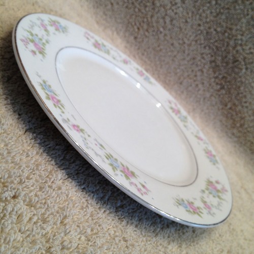 Vintage Cannes 8078 Salad - Dessert Plate 7 1/2 Inches - Picture 7 of 11