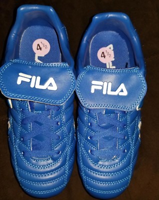 boys soccer cleats size 4.5 Y Fila Forza blue white outdoor  NEW youth size