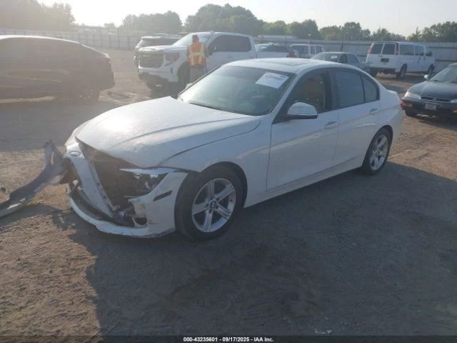 (LOCAL PICKUP ONLY) Passenger Right Front Door Fits 12-18 BMW 320i 2639211 Foto 2 de 4