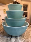 Vintage Pyrex Turquoise/robins Egg Mixing bowl Set 401-404