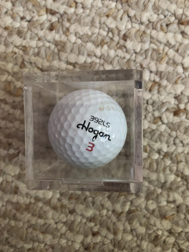 Hogan #3 (392LS) Vintage Golf Ball In Case - Image 2 of 2