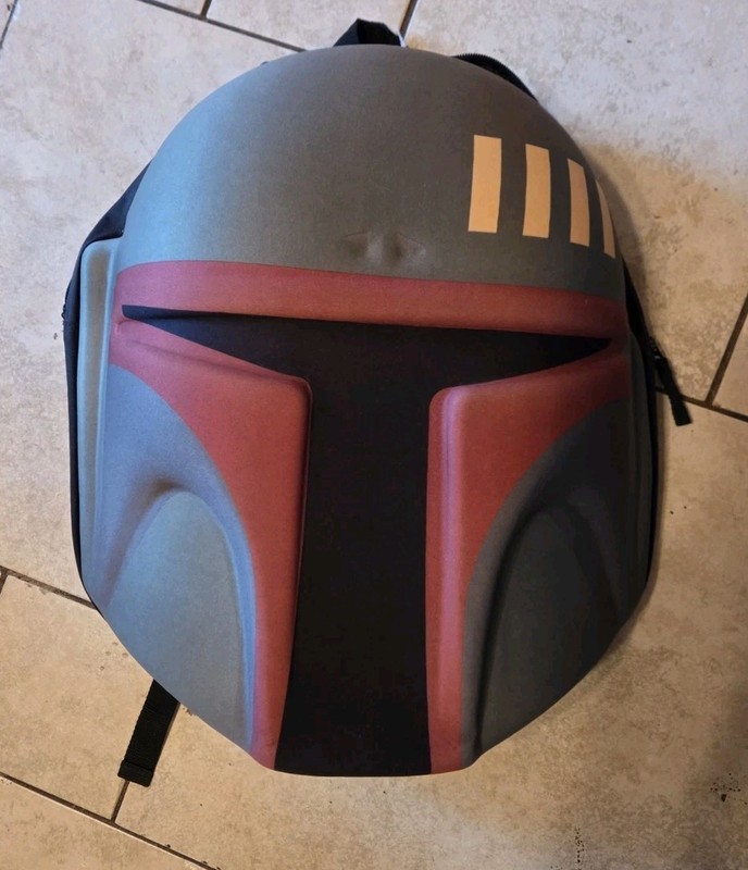 Cool New Star Wars Boba Fett 3-D Helmet Backpack Bioworld With Tags