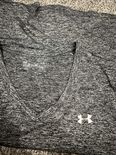Camisa para mujer talla 1X Under Armor suelta Heat Gear gris cuello en V - Imagen 2 de 2