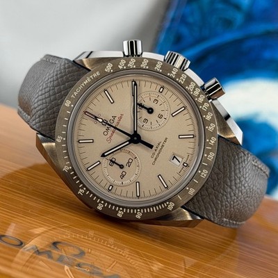 Omega Speedmaster ''Grey Side of the Moon'' Sand-blasted Platinum 950 dial. Mint