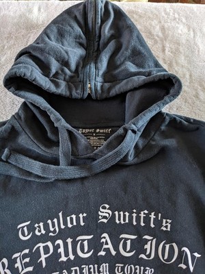 Taylor Swift - Reputation Stadium Tour Hoodie With Keychain