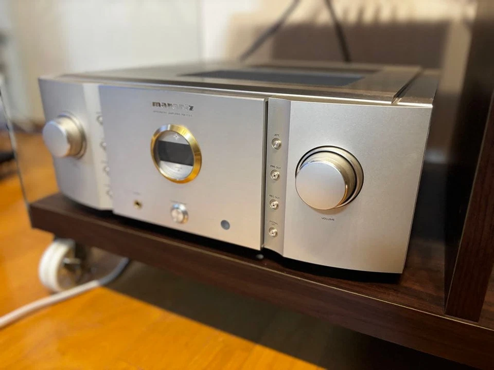 Amplificador integrado estéreo de gama alta Marantz PM-11S2 probado usado - Imagen 2 de 4