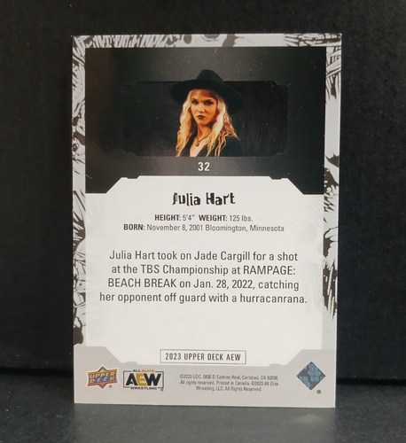 Upper Deck 2023 AEW All Elite Wrestling Silver Foil Julia Hart #32 - Foto 2 di 2