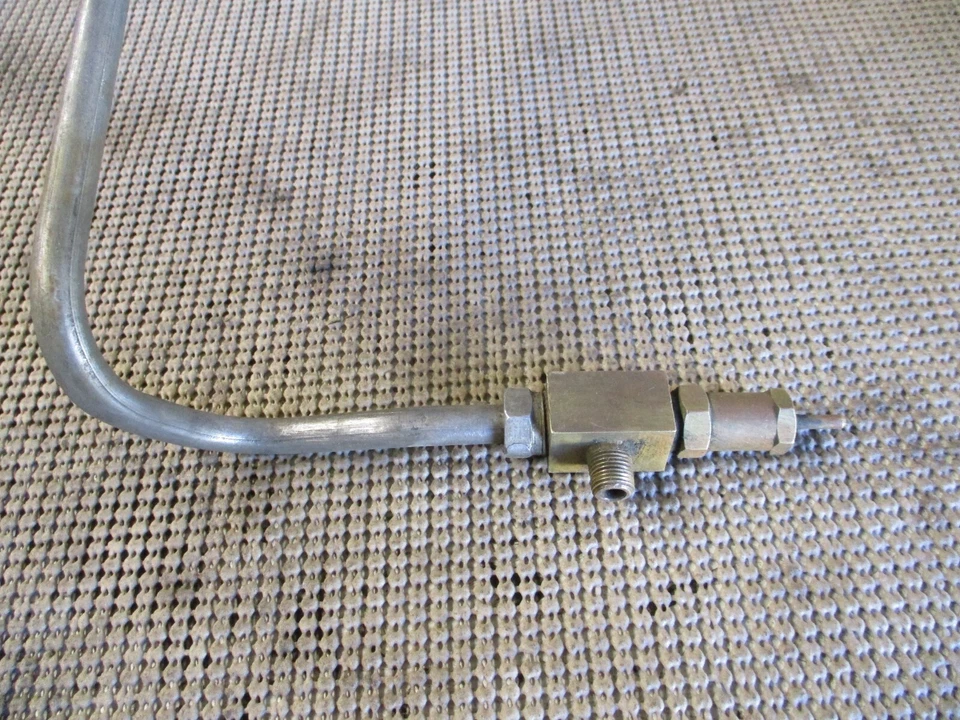 1962-63 Buick Riviera Wildcat Electra Invicta Power Brake to Intake Vacuum Line - Image 2 of 4