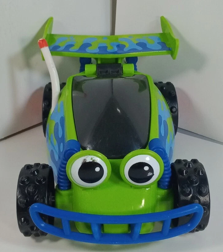 Fisher-Price Disney Pixar Toy Story 4 RC and Woody Pop-Up Racer  - Image 4 of 4