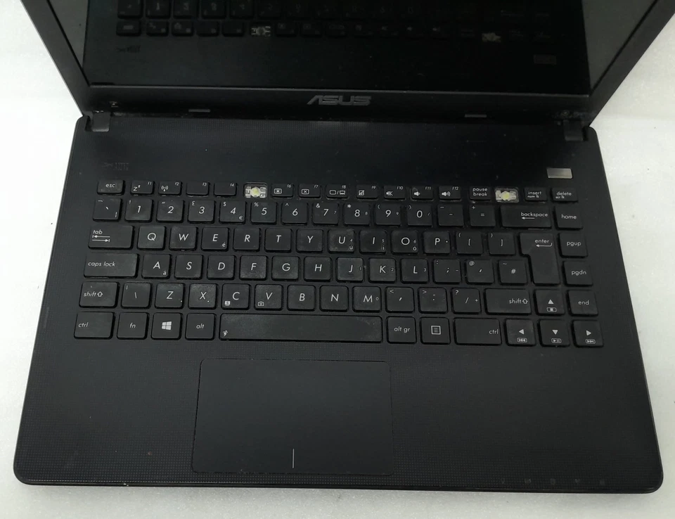 Asus Windows Laptop PC X401a - Celeron B830 @ 1.8 - 4GB RAM - 14.0" - 500GB H... - Image 3 of 4