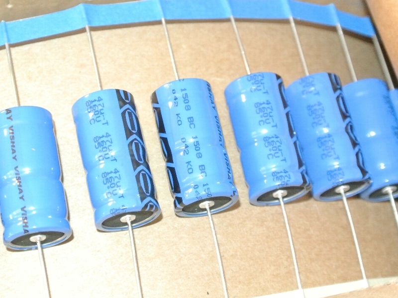 47uF 400V VISHAY MAL204316479E3 Axial 18x38mm 15000h @85' [QTY=1pcs] - Foto 13