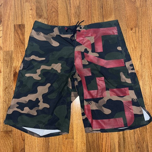 Reebok CF74 Crossfit costruzione leggera di mobilità Uomo Sz M Mimetico  Pantaloncini | eBay