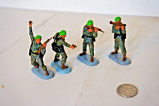 54mm Britains Plastic Super Detail British Infantry in 4 action poses