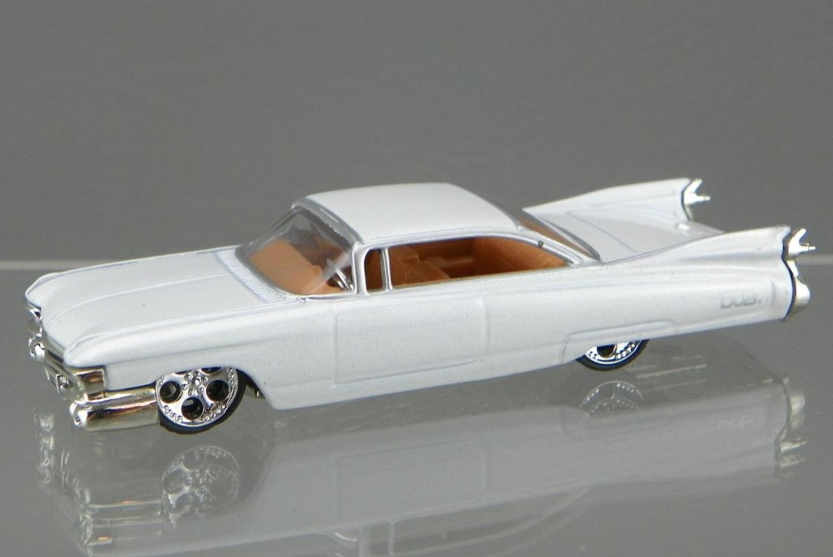 Jada Toys Dub City 10351-9 Diecast 1/64 White 1959 Cadillac