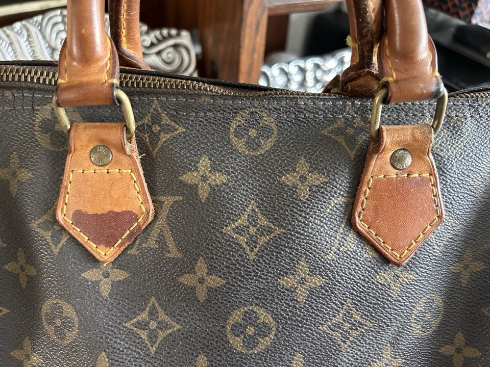 Authentic Vintage Louis Vuitton Monogram Speedy 30 Handbag Purse - Image 2 of 4