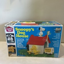New 1958-1965 Snoopy s Dog House Walking Snoopy Hopping Woodstock In Orig Box